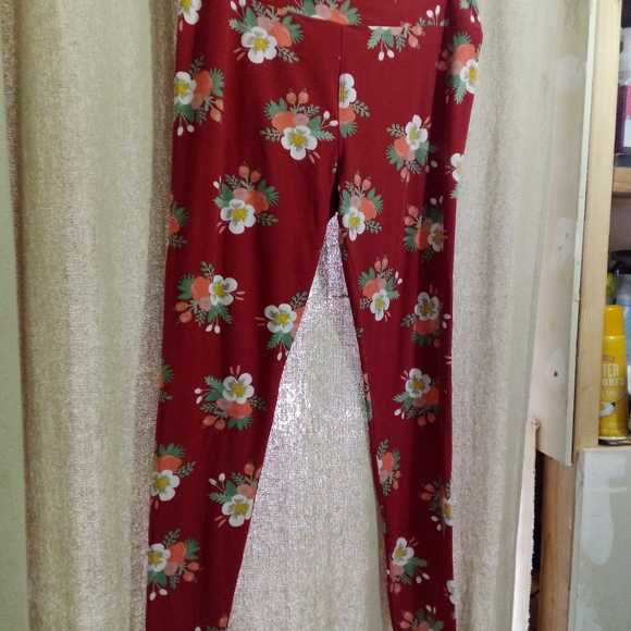 ❤️LULAROE LEGGINGS SENT! HEARTS FLORAL PLAID WOMEN'S TALL & CURVY CLOTHES PANTS - Picture 9 of 16